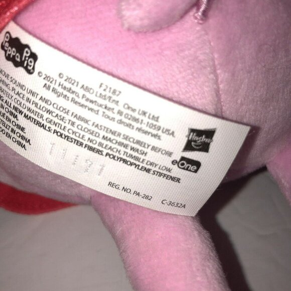 Hasbro Peppa Pig Oink Along Peppa Singing Plush 11 inch Doll Stuffed Toy WORKS - Picture 11 of 12